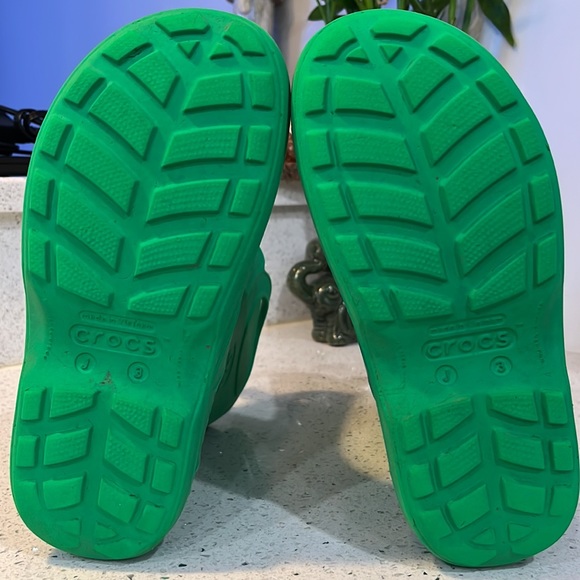 Crocs - Picture 7 of 9